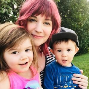 Meet your Posher, Kelly